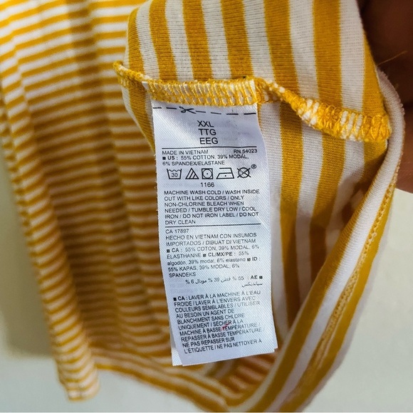 Old Navy woman’s fitted yellow striped top size XXL low back casual everyday - Picture 4 of 7